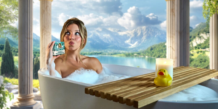 Sydney Sweeney Aromalı Sabun: Erkekler İçin Duşun Yeni Nedeni