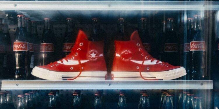 Converse ve Coca-Cola’dan Kültürel Bir Buluşma: Yeni Kapsül Koleksiyon!