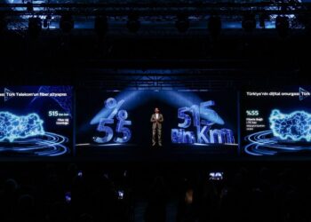 Türk Telekom’dan Türkiye’de Bir İlk: 5G Hologramla Canlı Basın Toplantısı