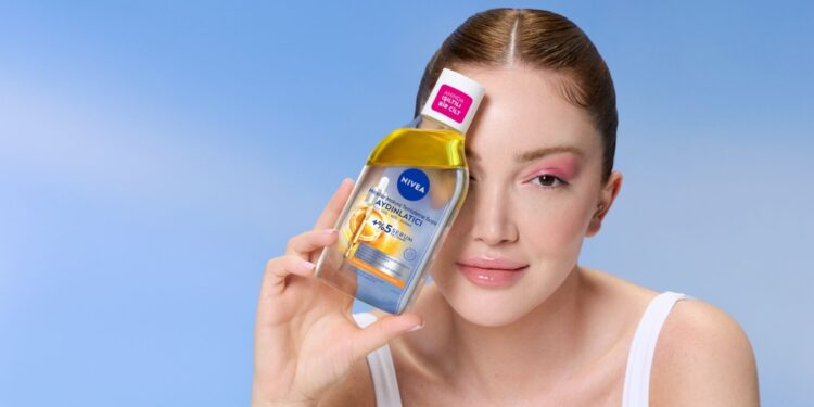 Danla’nın Yeni Favorisi NIVEA Aydınlatıcı Micellar Makyaj Temizleme Suyu