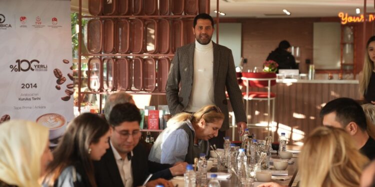 Arabica Coffee House’ta Görme Engelliler İçin Duyusal Kahve Yolculuğu