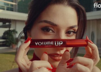 Hande Erçel Flormar’ın Global Marka Yüzü Oldu