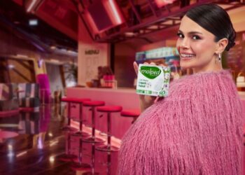 Sinem Ünsal Molped’in Yeni Marka Yüzü Oldu