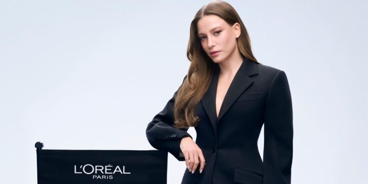 L’Oréal Paris, Güzellik Anlatısını Serenay Sarıkaya ile Güçlendiriyor