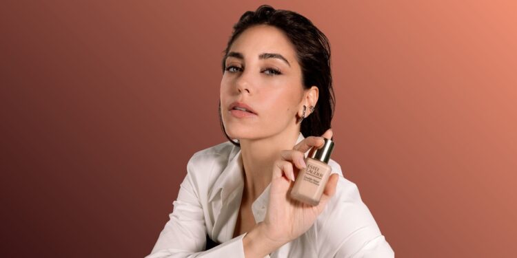 Öykü Karayel Estée Lauder’da Yeni Marka Yüzü Oldu