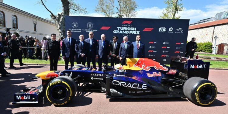 Formula 1 İstanbul’a Geri Dönüyor