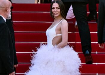 Demet Özdemir Cannes’da Trendyolmilla Tasarımıyla Dikkat Çekti