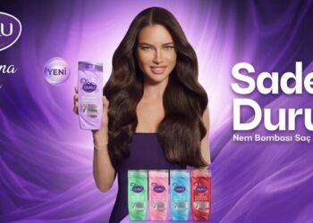 Duru Nem Bombası Şampuanı Marka Yüzü Adriana Lima Oldu