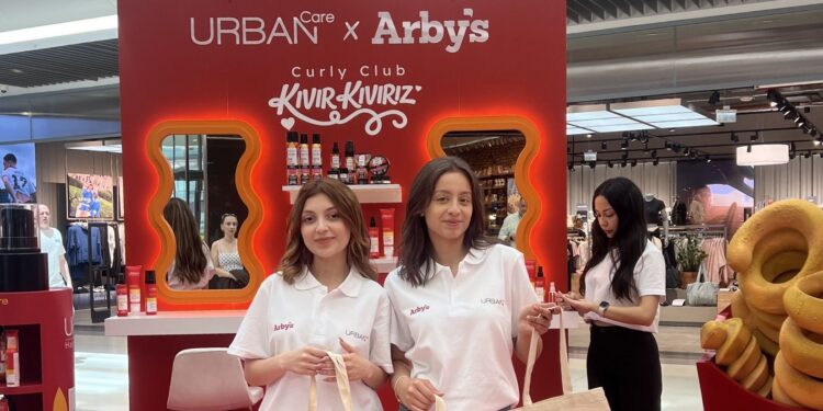 URBAN Care ve Arby’s’ten Kıvırcık Temalı Sıra Dışı İş Birliği