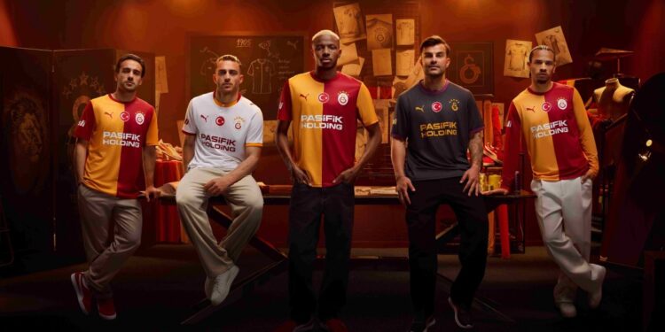 Galatasaray 2026-2027 Sezonu Formalarını Tanıttı