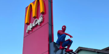 Spider-Man Bu Kez Levent McDonald’s’ta Ortaya Çıktı