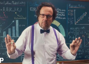 Hesap’ın Yeni Reklam Filminde Söz Profesörde