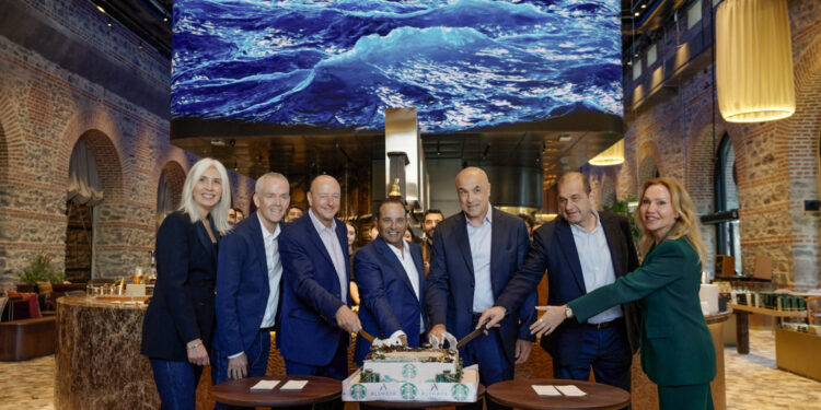 Starbucks Türkiye’nin İlk Flagship Mağazası Tersane İstanbul’da Açıldı